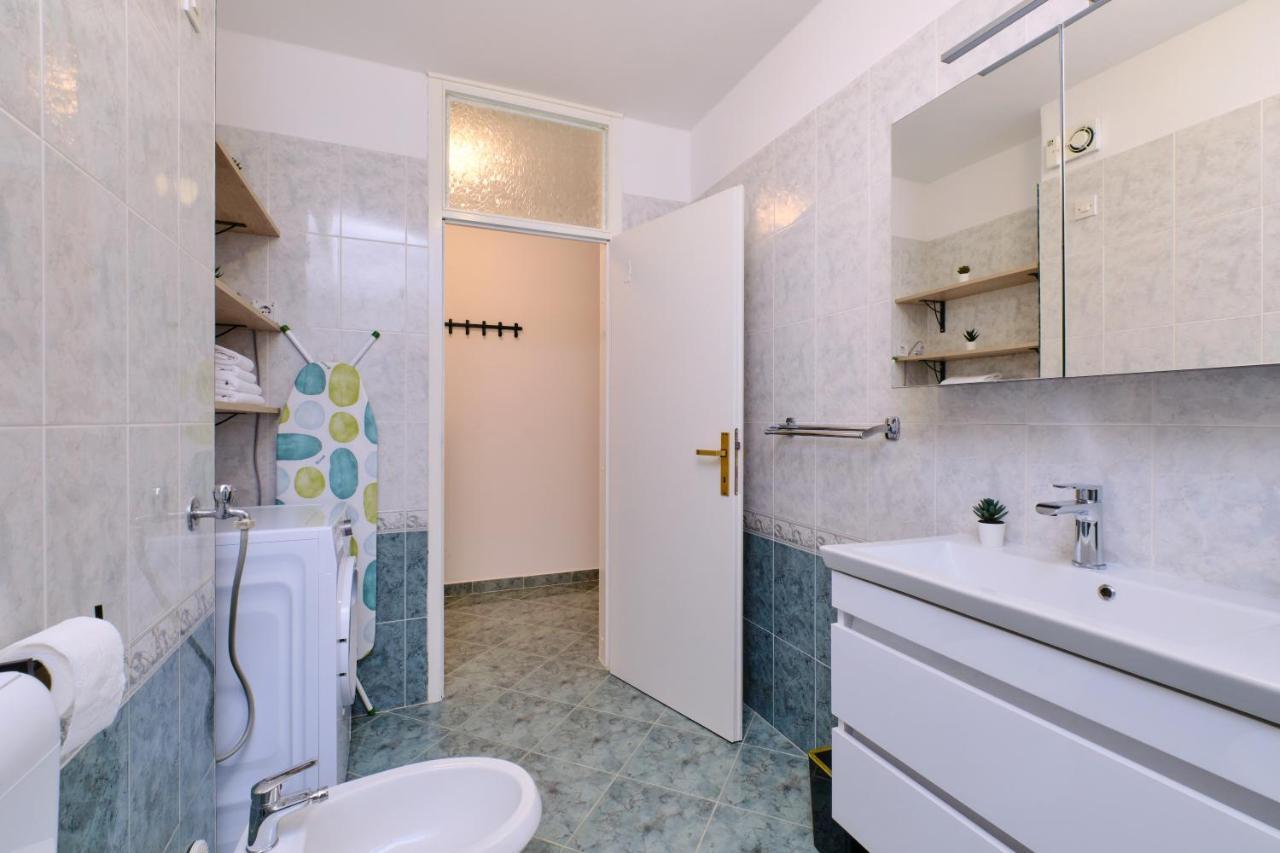 Dairos2 Apartment Mali Lošinj Exterior foto